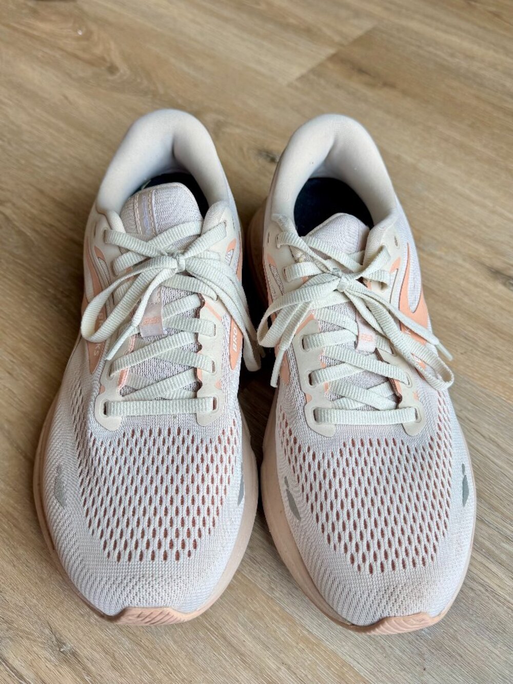 Brooks Adrenaline GTS Sneakers